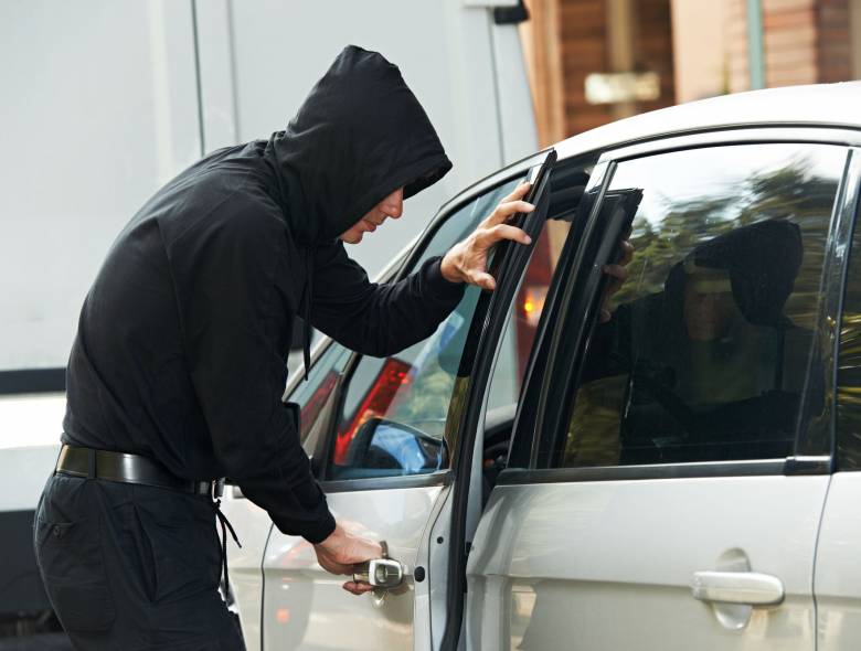 Maneiras de evitar com que seu carro seja roubado!